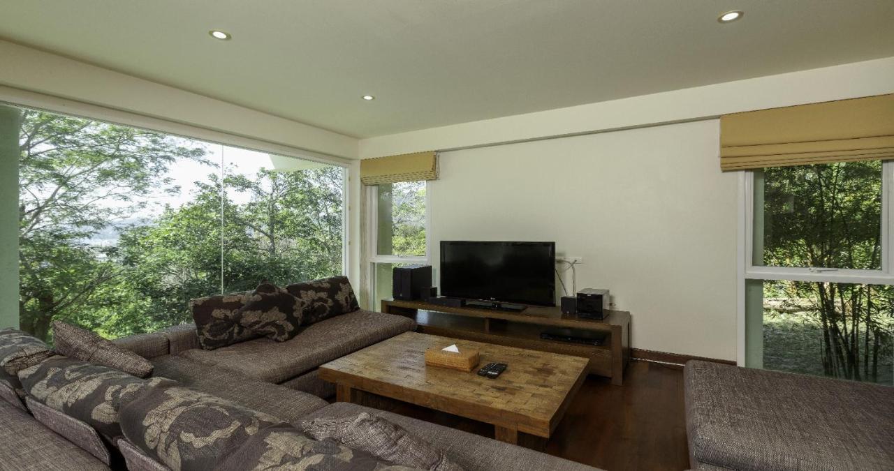 Villa Yoosook Patong Esterno foto