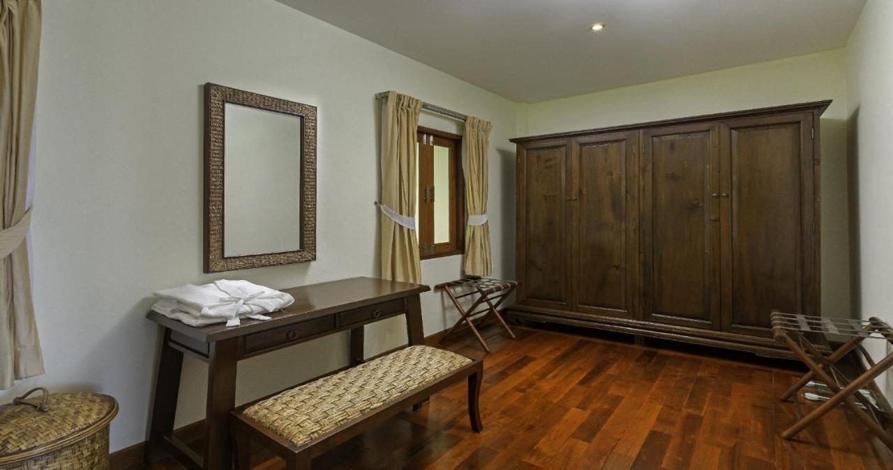 Villa Yoosook Patong Esterno foto