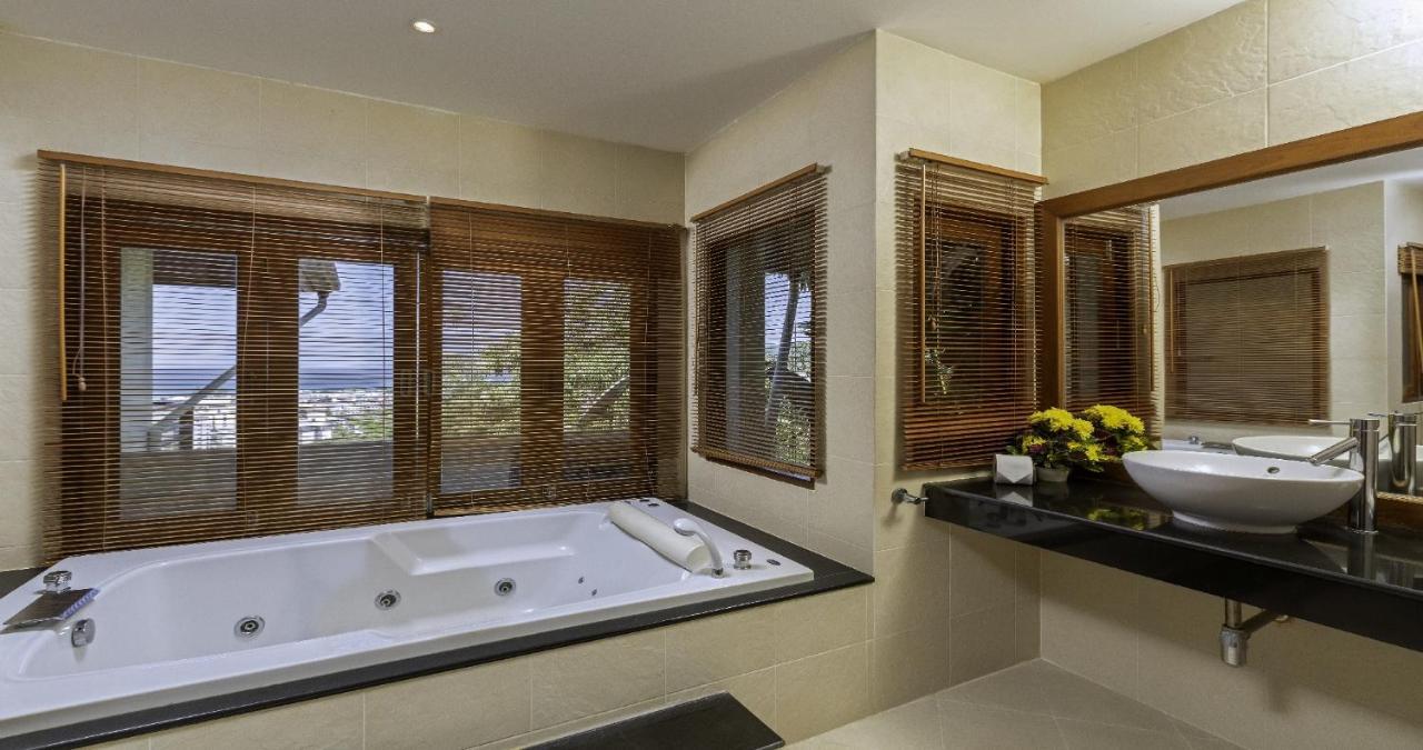 Villa Yoosook Patong Esterno foto