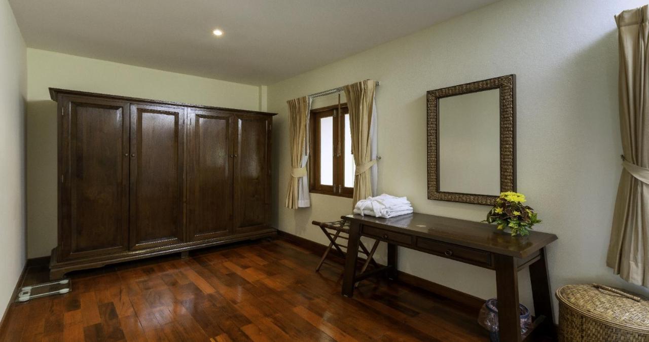 Villa Yoosook Patong Esterno foto