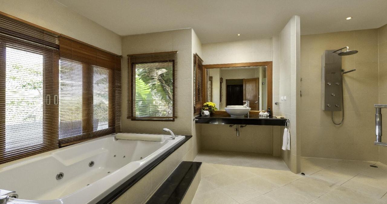 Villa Yoosook Patong Esterno foto